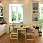 Διαμέρισμα Concierge Traveller's Nest Wspolna