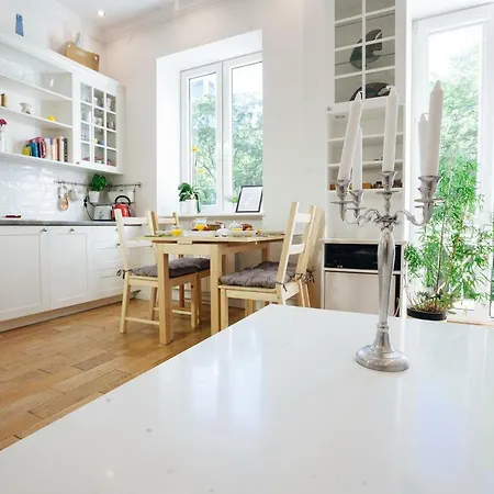 Apartment Concierge Traveller's Nest Wspolna