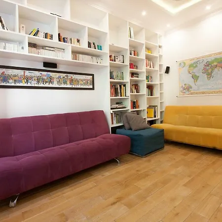 Concierge Traveller's Nest Wspolna 아파트